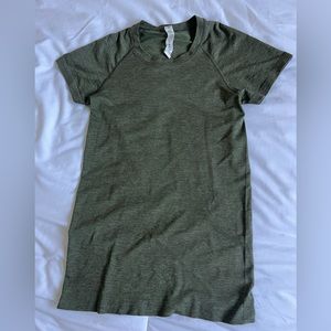 Lululemon swiftly tech